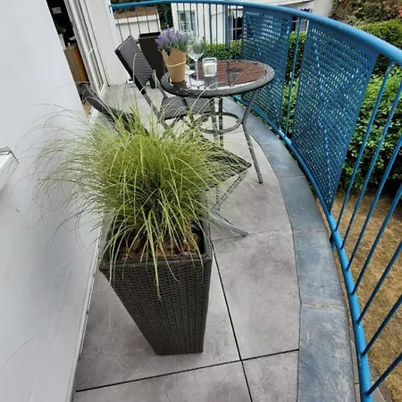 Berlin-oase - Schnuckelige An Der Grenze Zu Berlin Schönefeld