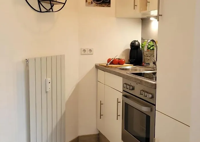 Berlin-oase - Schnuckelige An Der Grenze Zu Berlin Schönefeld