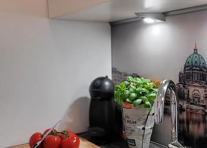 Apartment Berlin-oase - Schnuckelige An Der Grenze Zu Berlin *