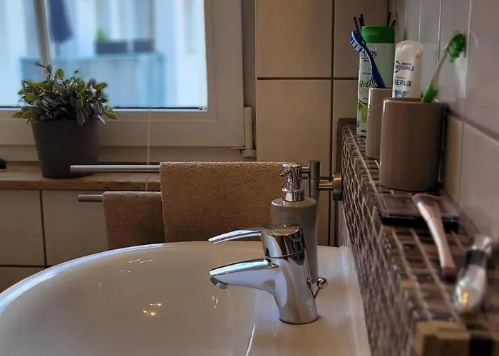 Berlin-oase - Schnuckelige An Der Grenze Zu Berlin Schönefeld