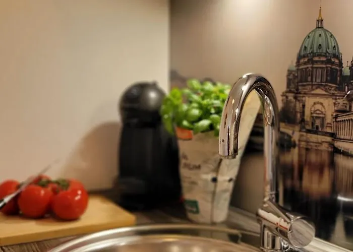 Berlin-oase - Schnuckelige An Der Grenze Zu Berlin Schönefeld