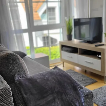 Apartment Berlin-oase - Schnuckelige An Der Grenze Zu Berlin