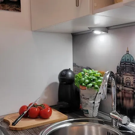 Apartment Berlin-oase - Schnuckelige An Der Grenze Zu Berlin *